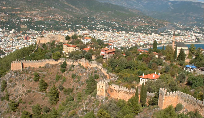 Le quartier Ehmedek d'Alanya