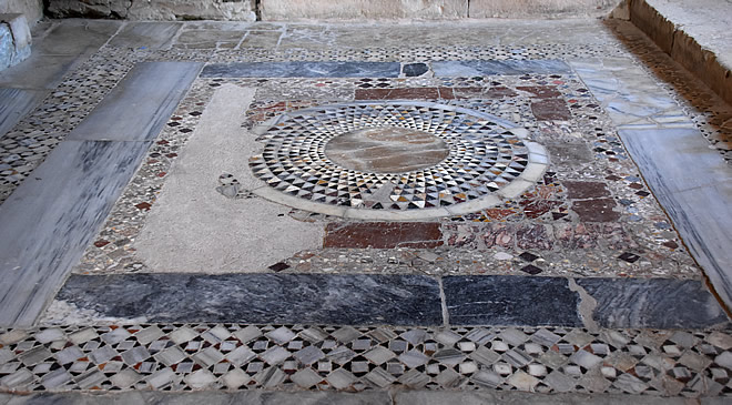 Mosaique de la basilique Saint Nicolas de Demre