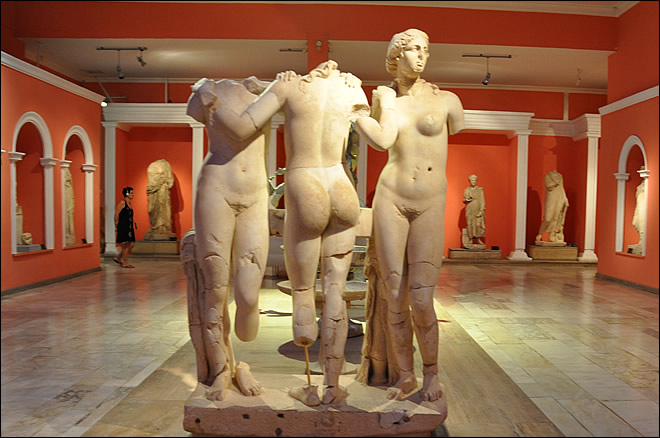 Les Trois Grâces du musée archéologique d'Antalya
