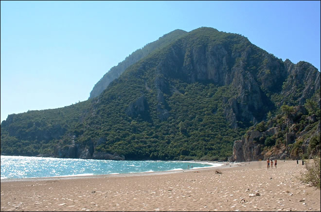 Vue de la plage Sud d'Olympos La plage d'Olympoo