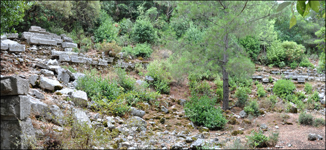Vue du théâtre d'Olympos Le théâtre d'Olympos en Turquie