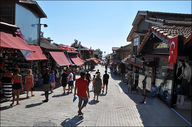 Liman Caddesi à Sidé